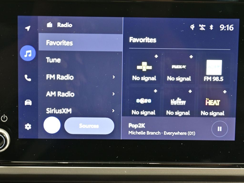 2025 Toyota Camry Hybrid SE