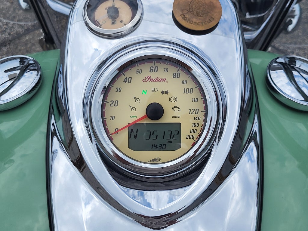 2015 INDIAN MOTORCYCLE CHIEF VINTAGE Base