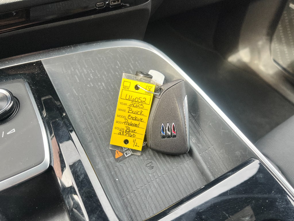 2025 Buick Enclave Preferred