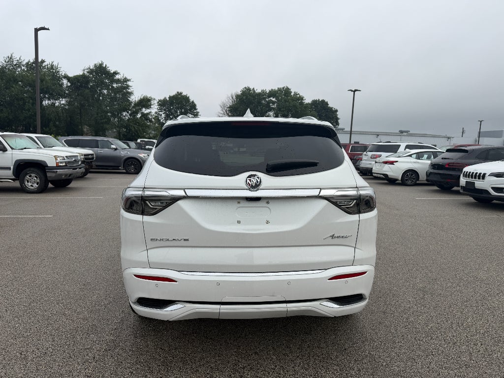 2022 Buick Enclave Avenir