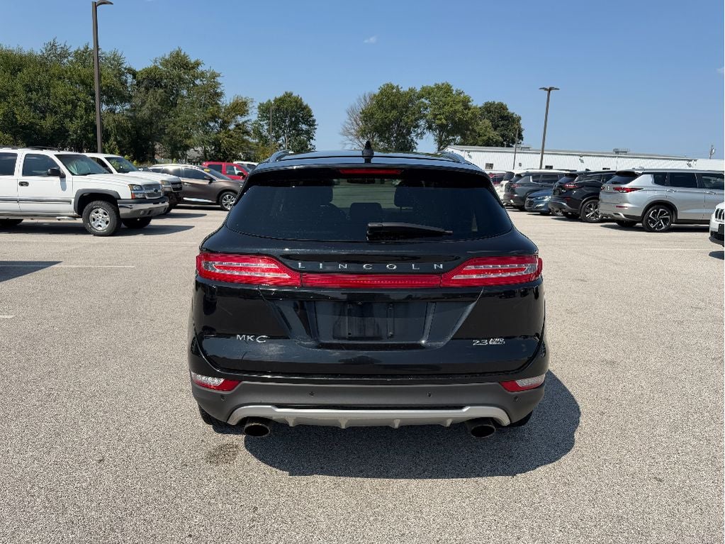 2015 Lincoln MKC Base