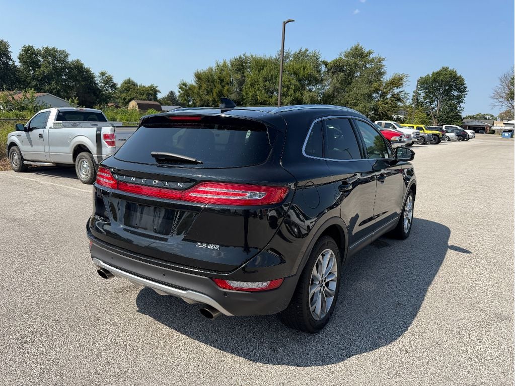 2015 Lincoln MKC Base