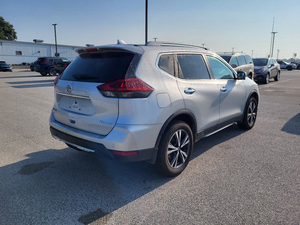 2020 Nissan Rogue SV