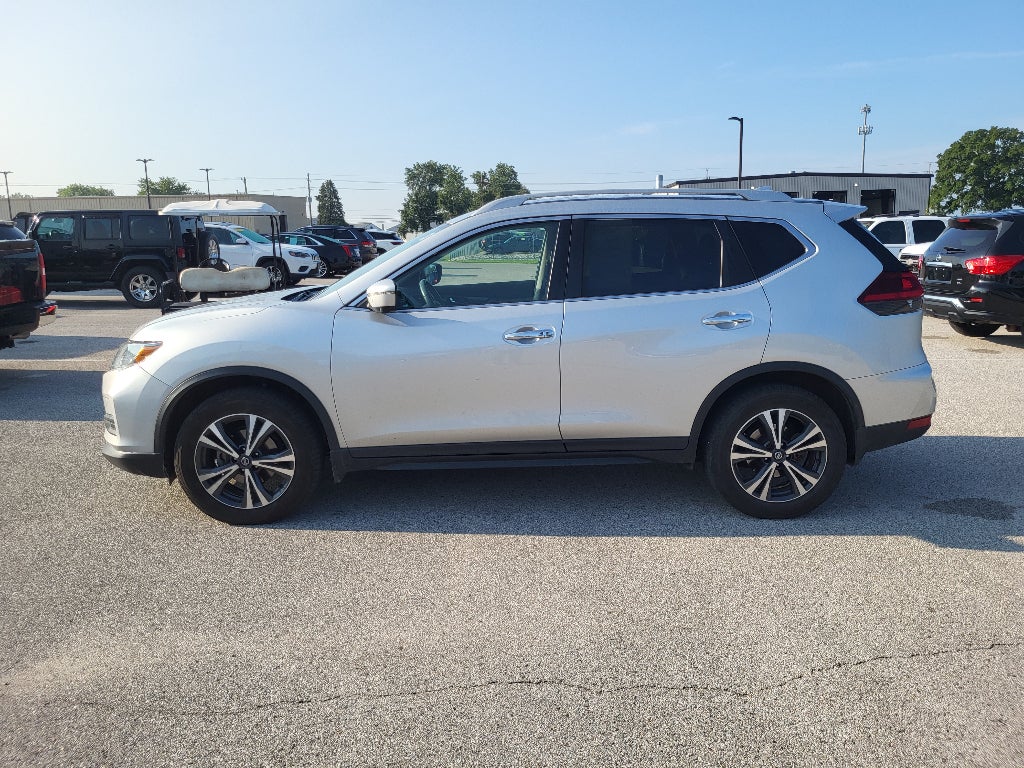 2020 Nissan Rogue SV