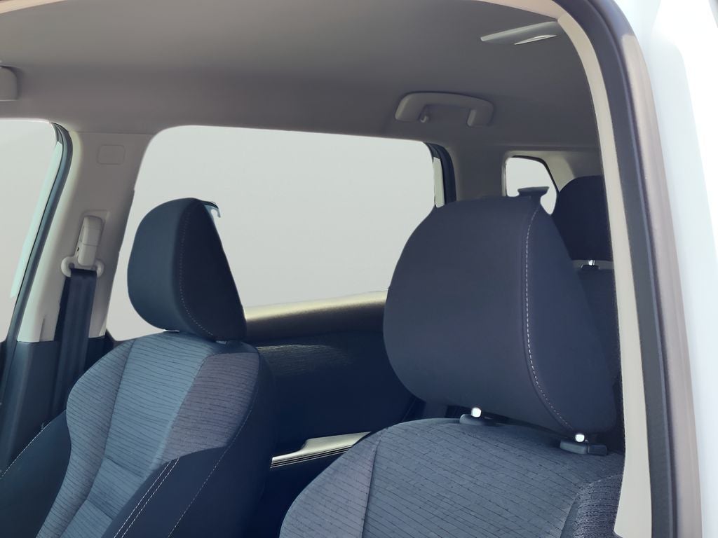2022 Nissan Rogue S