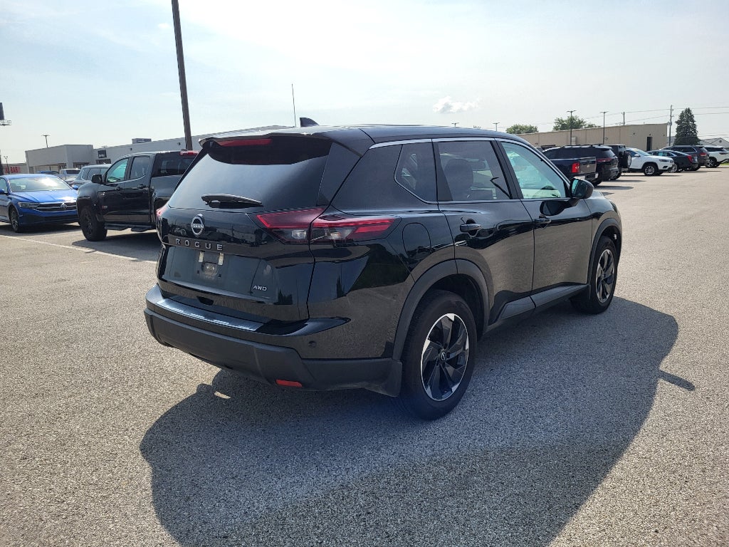 2026 Nissan Rogue SV