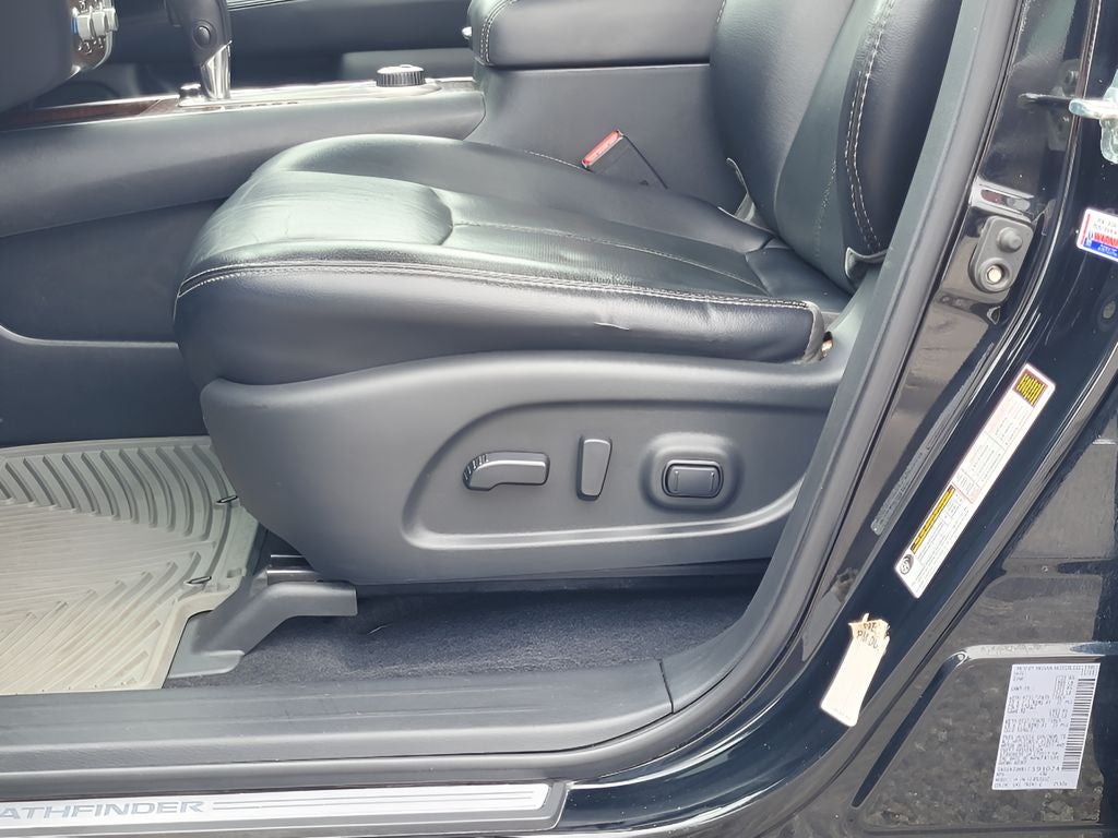 2020 Nissan Pathfinder Platinum