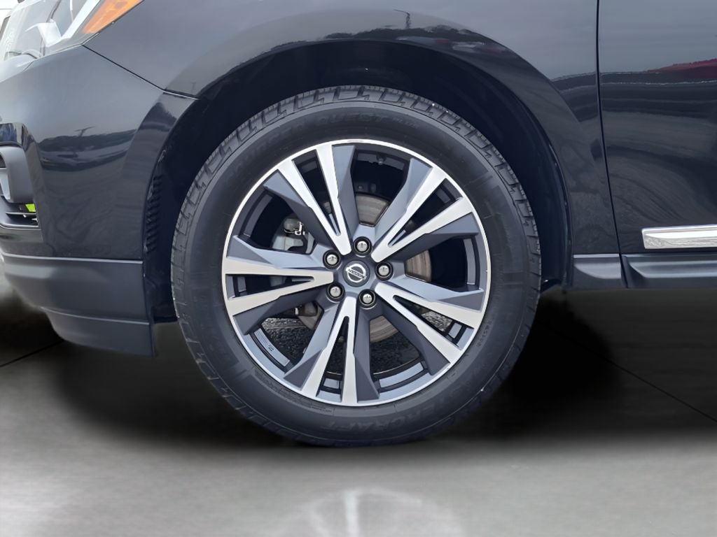2020 Nissan Pathfinder Platinum