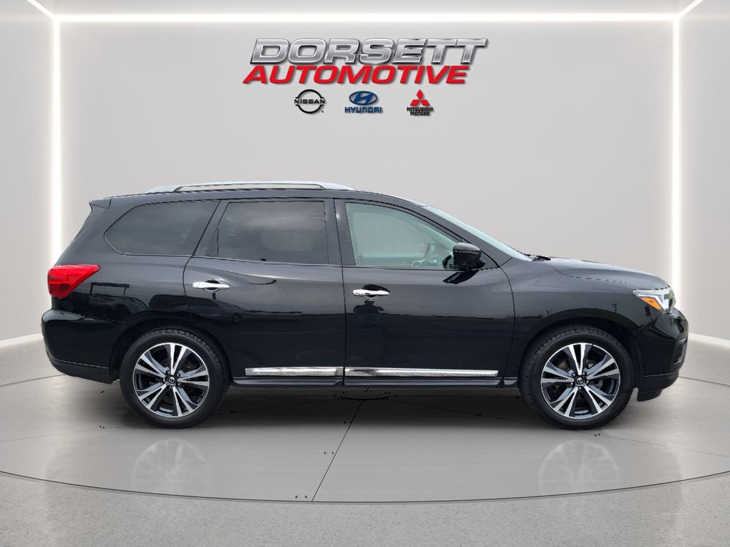 2020 Nissan Pathfinder Platinum