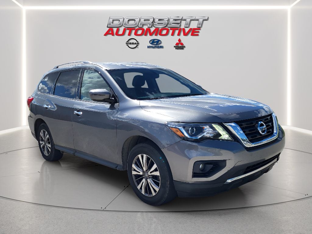 2019 Nissan Pathfinder SV