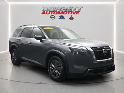 2025 Nissan Pathfinder SV