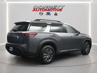 2025 Nissan Pathfinder SV