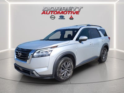 2022 Nissan Pathfinder SV