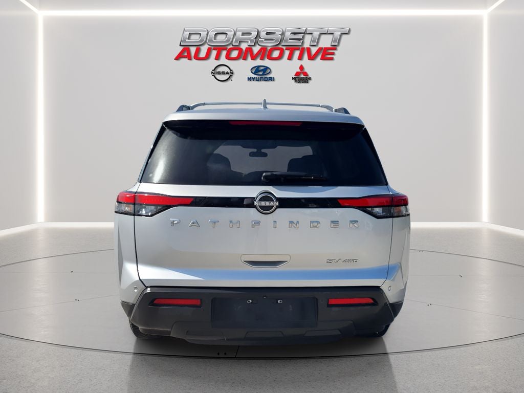 2022 Nissan Pathfinder SV