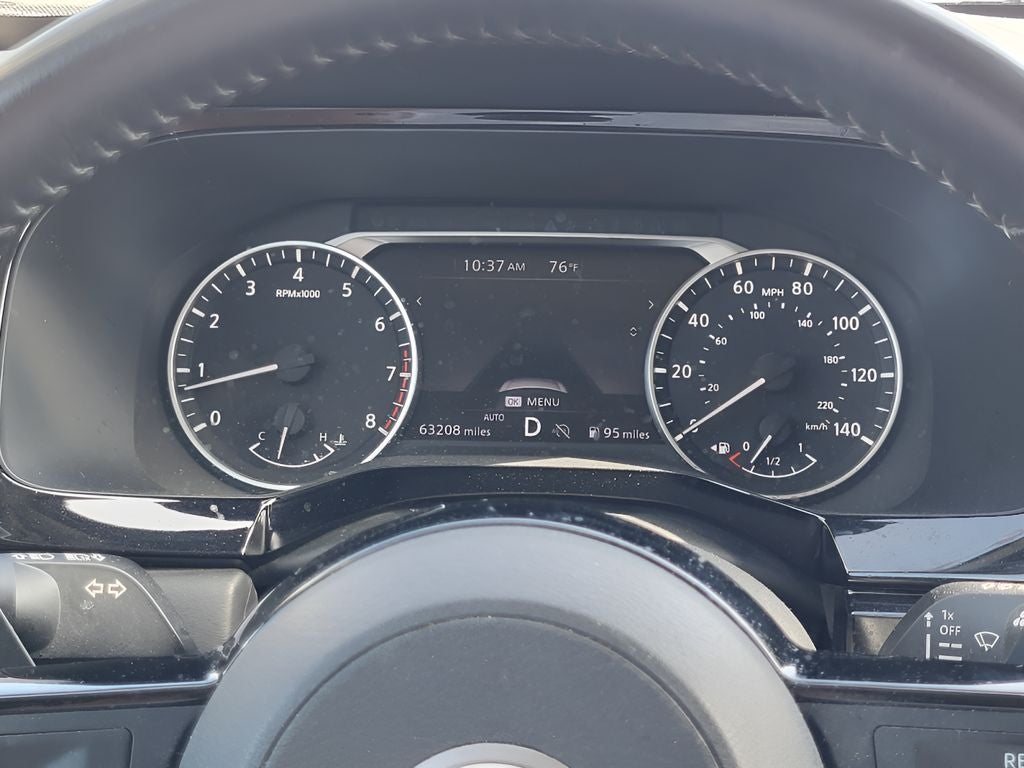 2022 Nissan Pathfinder SV