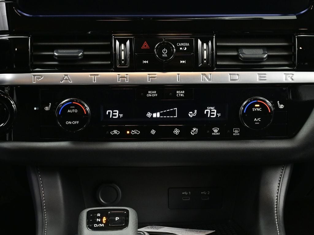 2026 Nissan Pathfinder SV