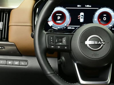 2025 Nissan Pathfinder Platinum