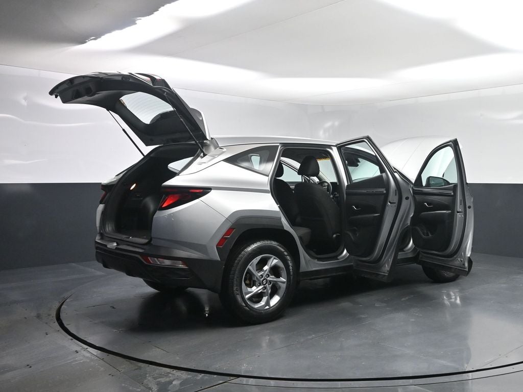 2023 Hyundai TUCSON SE
