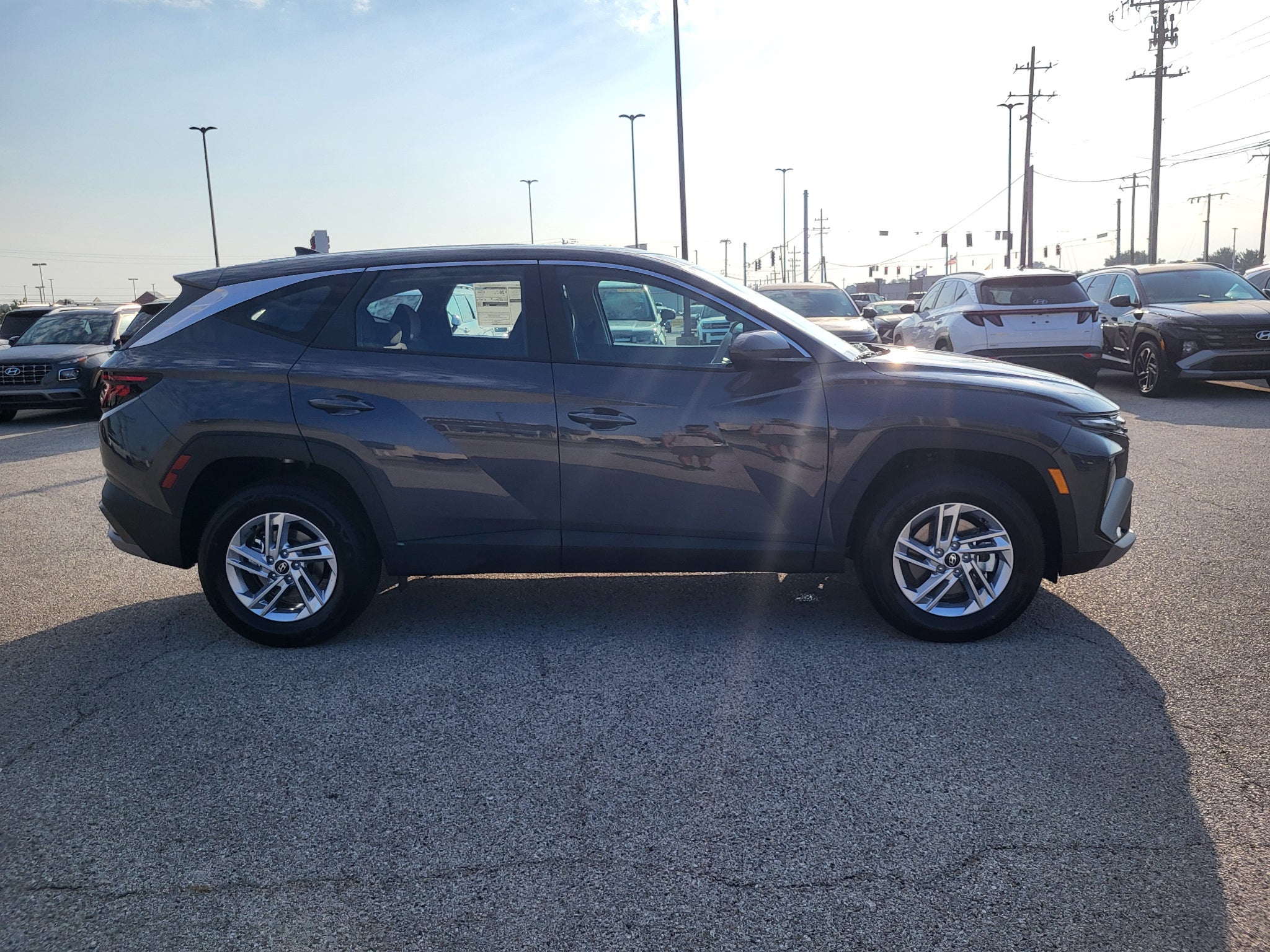 2026 Hyundai TUCSON SE