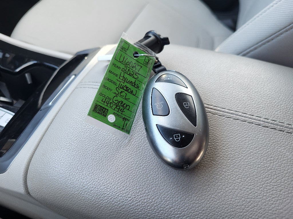 2025 Hyundai TUCSON SEL