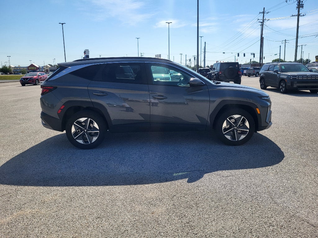 2025 Hyundai TUCSON SEL