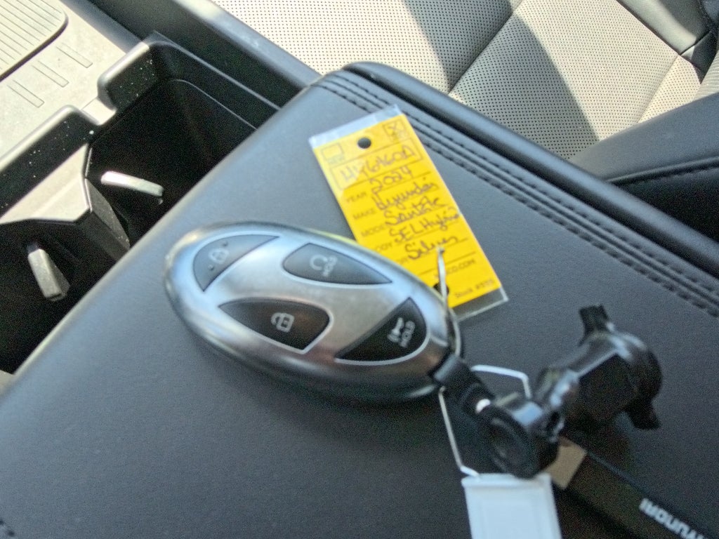 2024 Hyundai SANTA FE HYBRID SEL