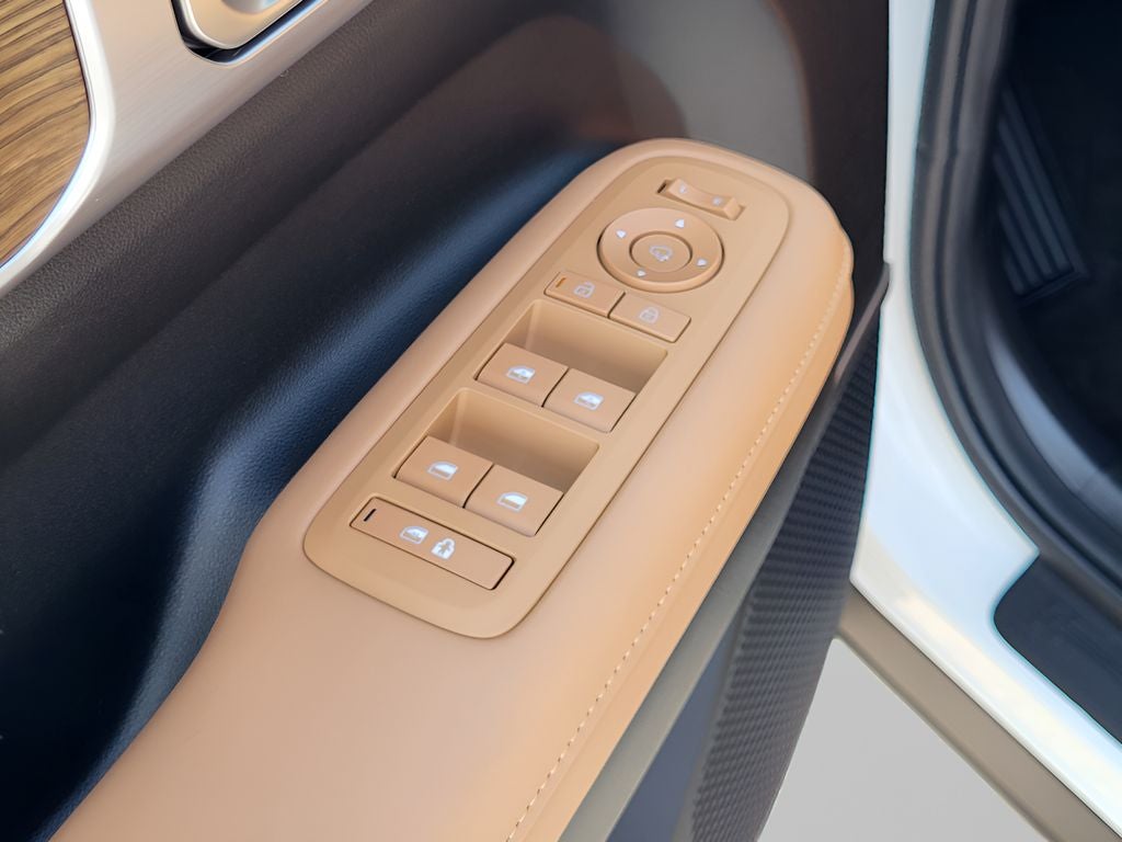 2026 Hyundai SANTA FE Limited 6P