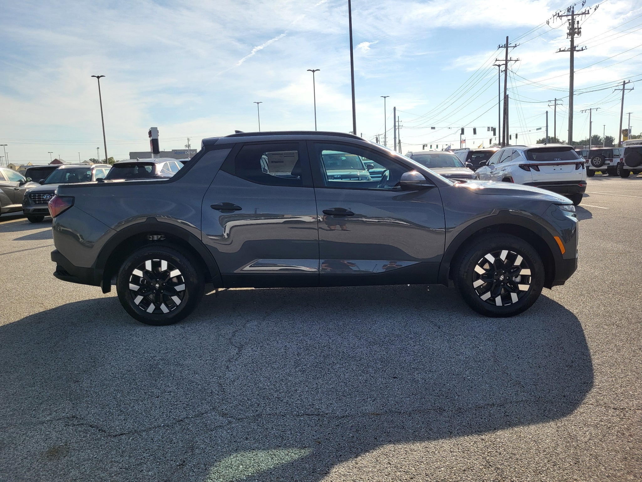 2027 Hyundai SANTA CRUZ SEL Activity