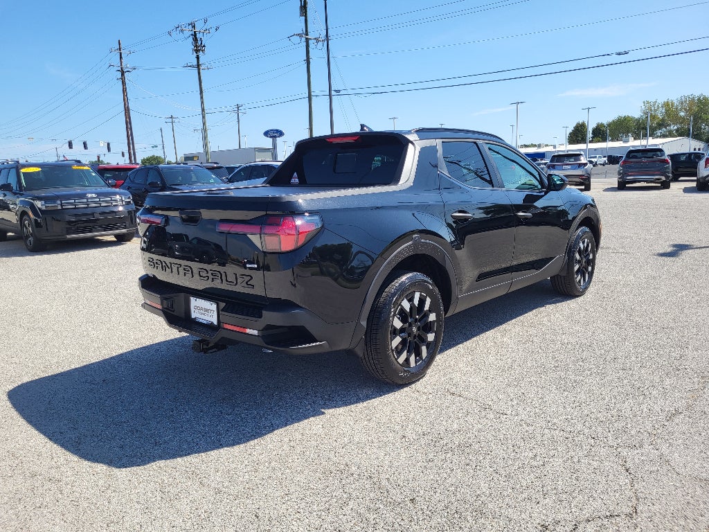 2027 Hyundai SANTA CRUZ SEL Activity
