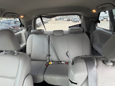 2020 Toyota Sienna XLE
