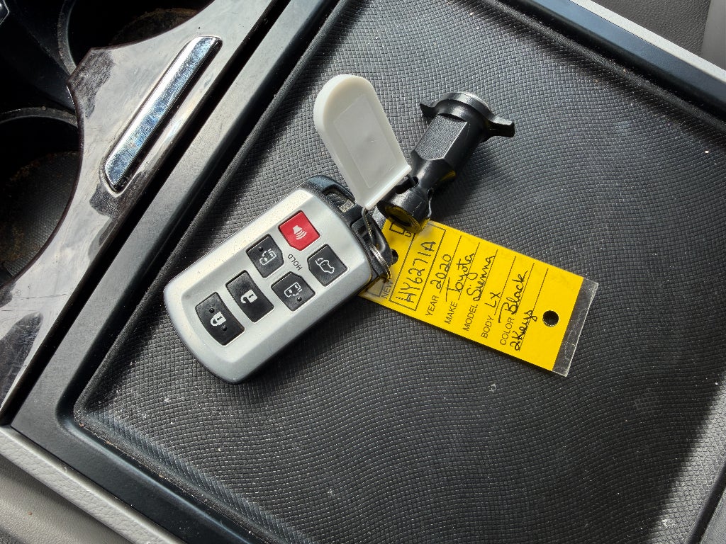 2020 Toyota Sienna XLE