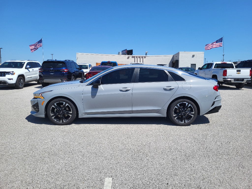 2024 Kia K5 GT-Line