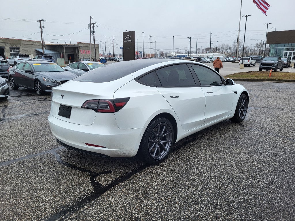 2021 Tesla Model 3 Standard Range Plus