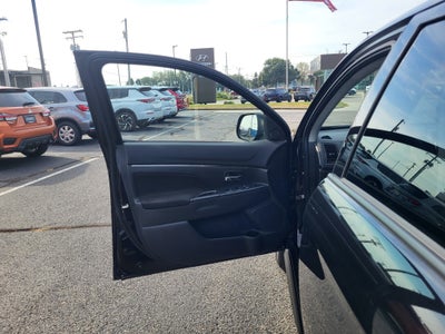 2022 Mitsubishi Outlander Sport LE