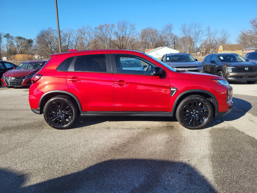 2025 Mitsubishi Outlander Sport ES