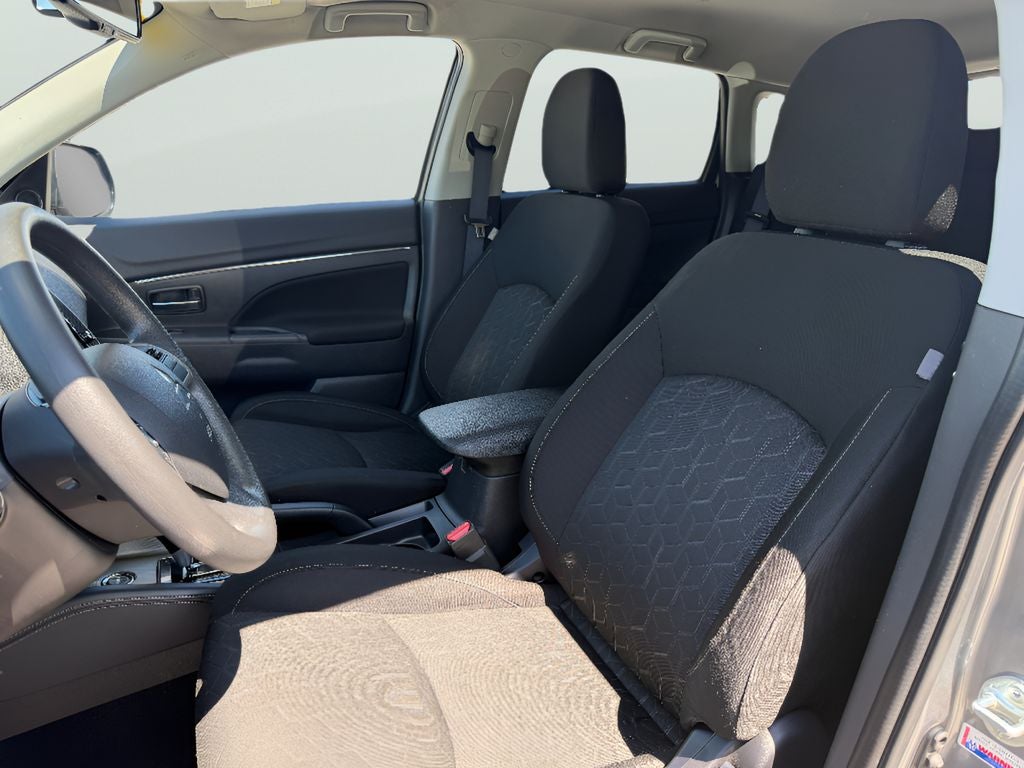 2025 Mitsubishi Outlander Sport ES
