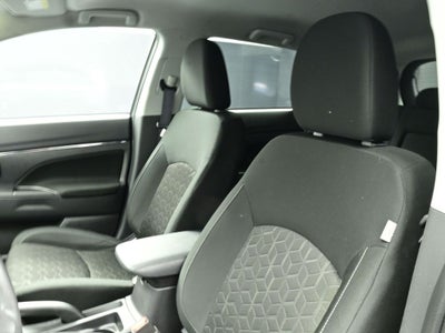 2025 Mitsubishi Outlander Sport ES