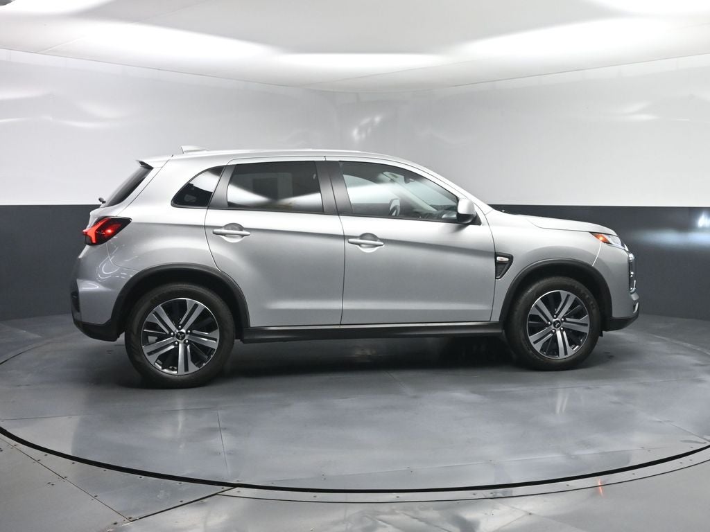 2025 Mitsubishi Outlander Sport ES