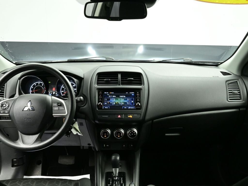 2025 Mitsubishi Outlander Sport ES