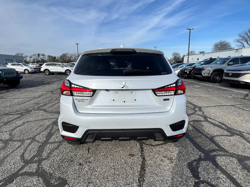 2025 Mitsubishi Outlander Sport LE
