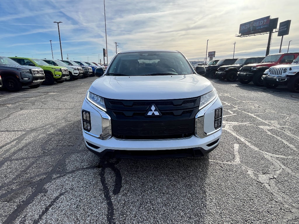 2025 Mitsubishi Outlander Sport LE