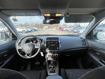 2025 Mitsubishi Outlander Sport LE