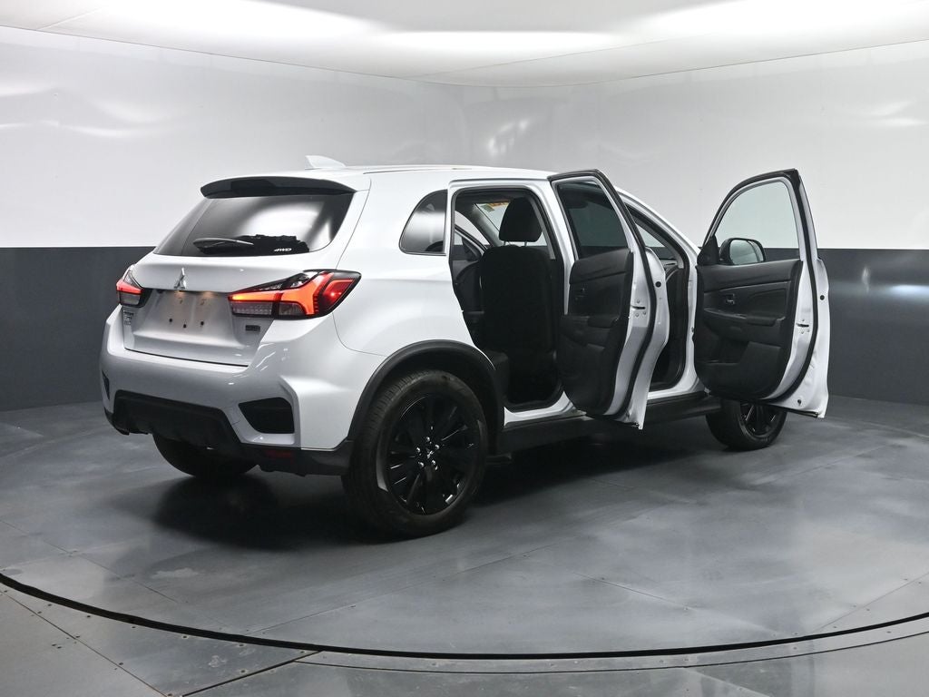 2025 Mitsubishi Outlander Sport LE