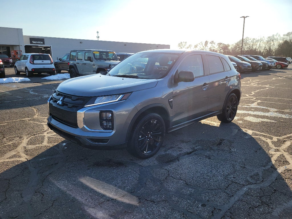 2025 Mitsubishi Outlander Sport LE