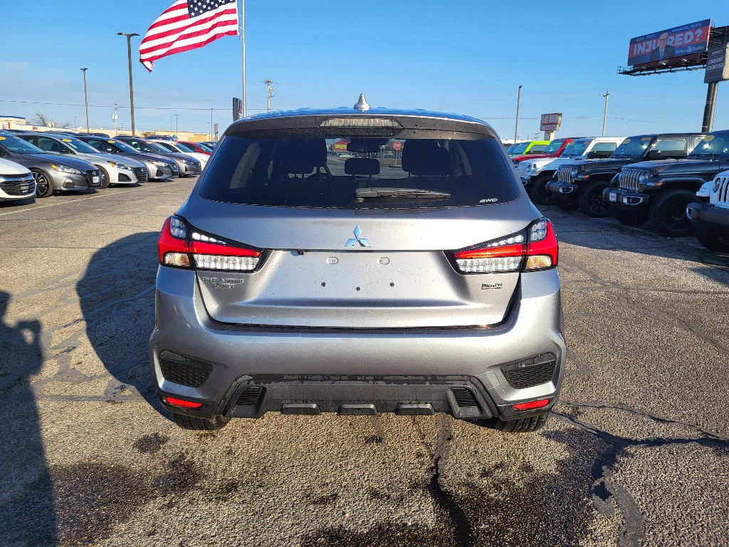 2025 Mitsubishi Outlander Sport LE