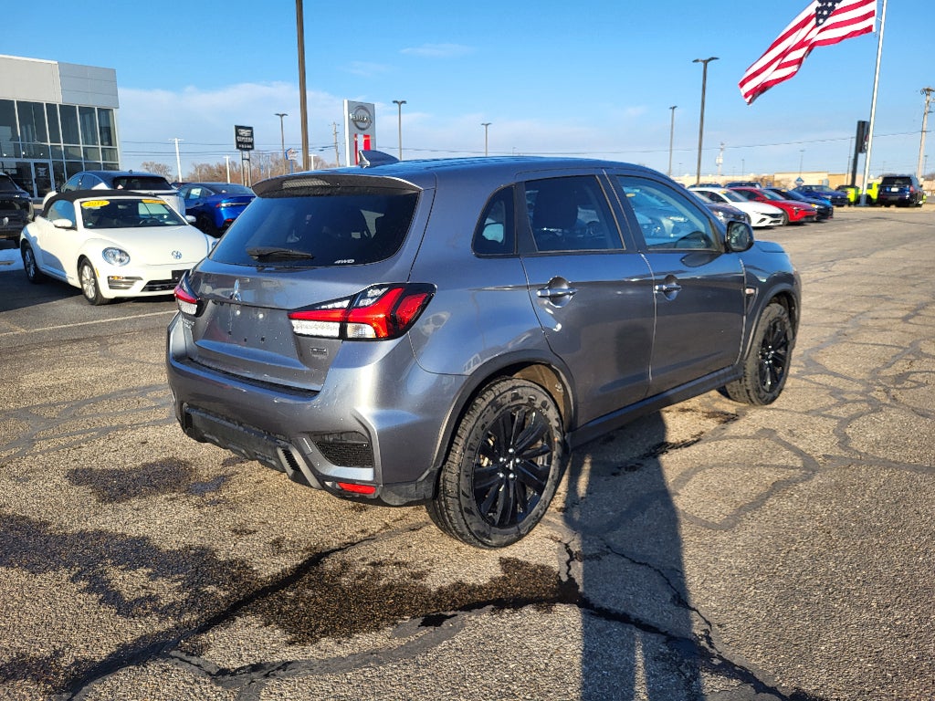 2025 Mitsubishi Outlander Sport LE