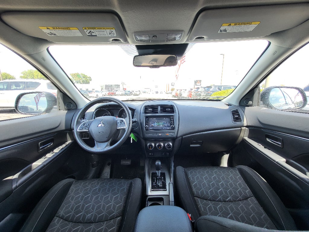 2025 Mitsubishi Outlander Sport ES