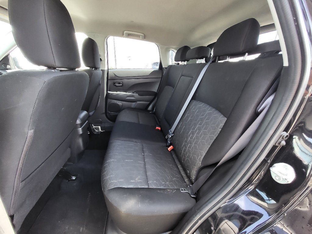 2025 Mitsubishi Outlander Sport ES