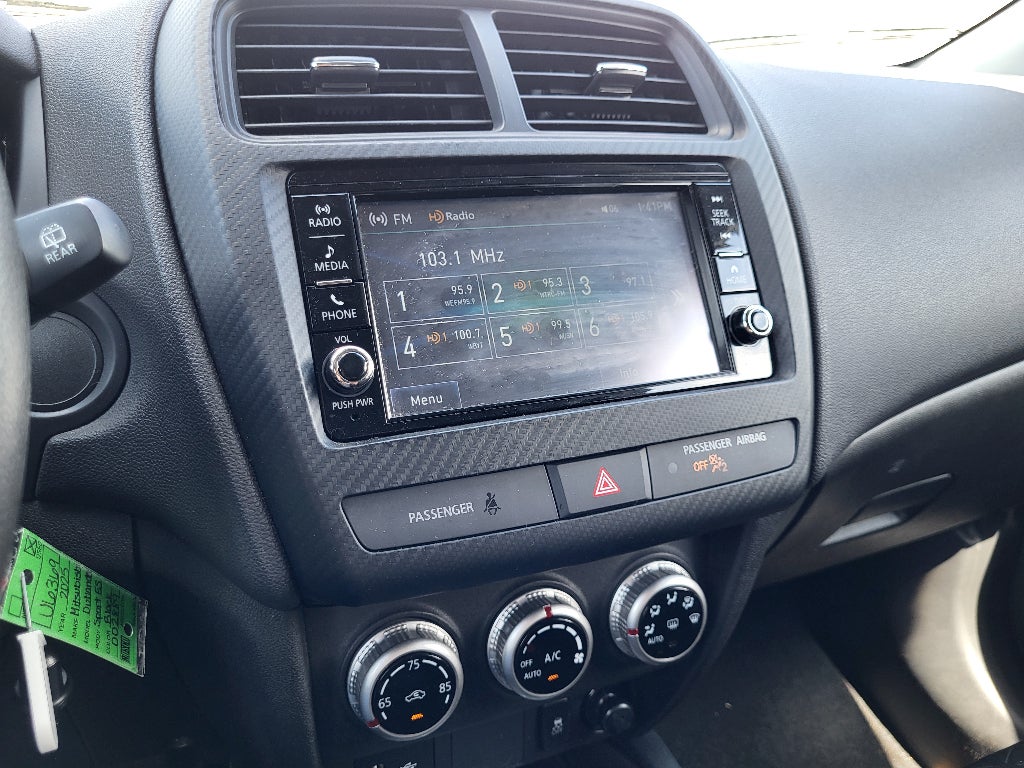 2025 Mitsubishi Outlander Sport ES