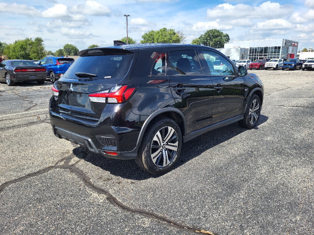 2025 Mitsubishi Outlander Sport ES